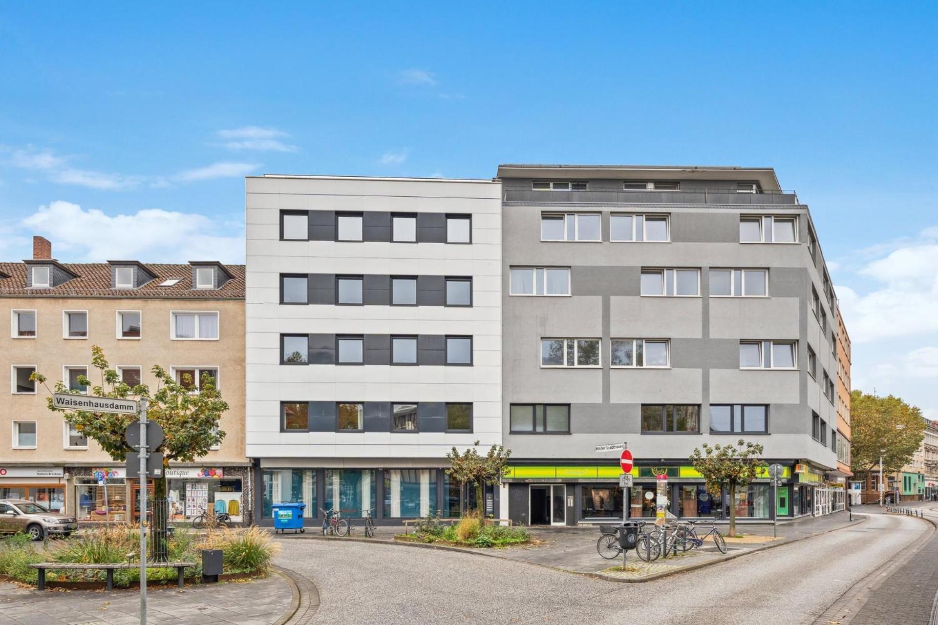 Apartment Maremar - Design Im Zentrum - 2 Schlafzimmer - Luxus Boxspringbetten - Kueche - Arbeitsplaetze & Highspeed Wlan - Balkon *