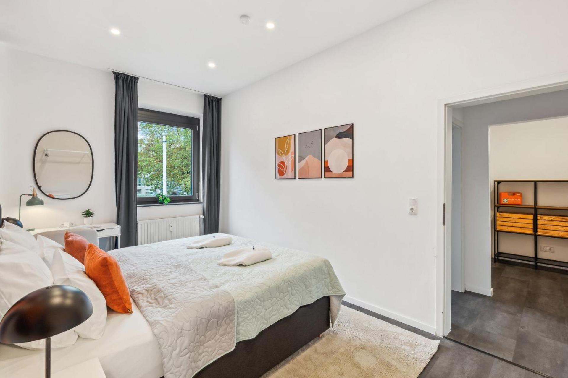 Maremar - Design Im Zentrum - 2 Schlafzimmer - Luxus Boxspringbetten - Kueche - Arbeitsplaetze & Highspeed Wlan - Balkon