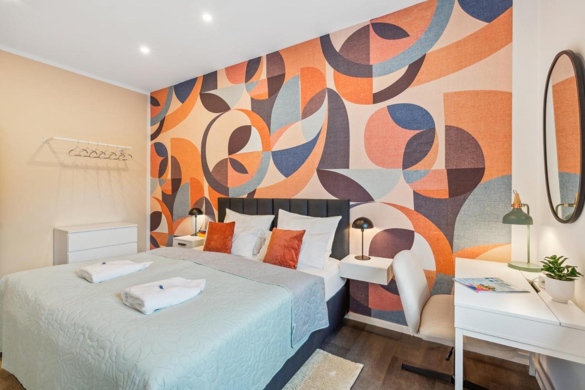 Maremar - Design Im Zentrum - 2 Schlafzimmer - Luxus Boxspringbetten - Kueche - Arbeitsplaetze & Highspeed Wlan - Balkon Apartment